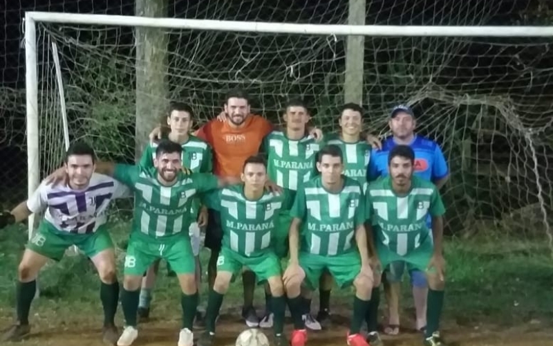 SECRETARIA MUNICIPAL DE ESPORTE E LAZER através de seu SECRETÁRIO O Sr. Diego Cordeiro PARTICIPARAM de um TORNEIO de fut