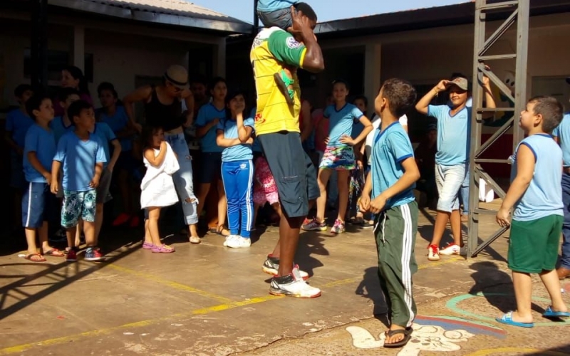 Escola Municipal realizou Gincana da Alimentação Saudável