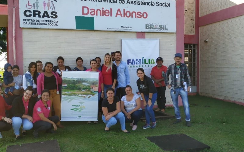 Altamirenses recebem parcela do programa Família Paranaense